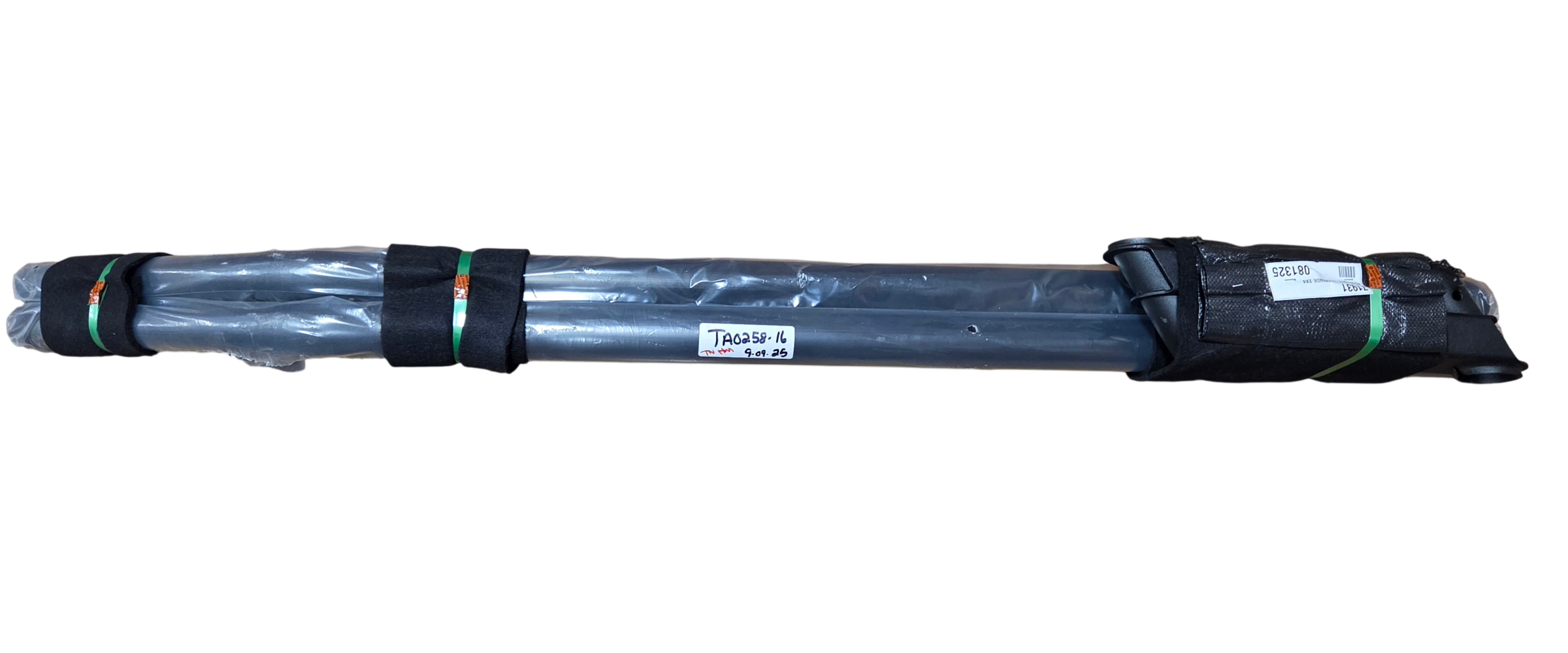 Shorelander TA0258-16 2X4 DETACHABLE POST LOADGUIDE PAIR SHRMR W BLACK COVER